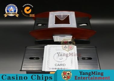 購入 洗濯できるカジノの橋のための自動プラスチック デッキ カードShuffler機械 オンライン製造